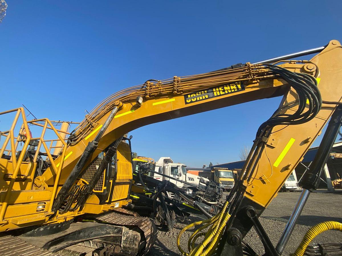 Used 2008 John Henry 320