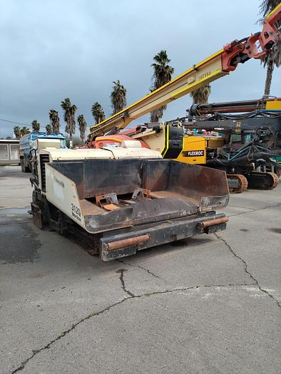 Usado 2007 TERMINADORA DE ASFALTO INGERSOLL RAND 3120 BLAW KNOX