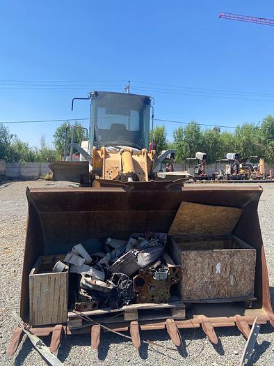 Used 2012 LIEBHERR L556