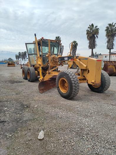 Usado 2012 CATERPILLAR 160K