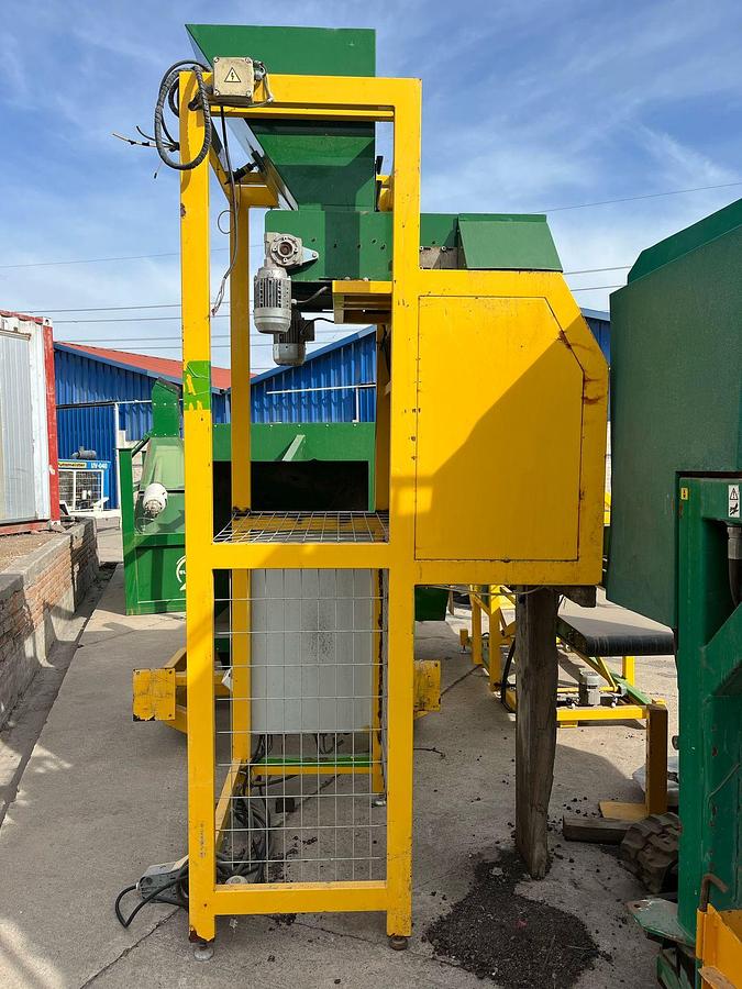 Used 2012 caravaggi  Rivo 280