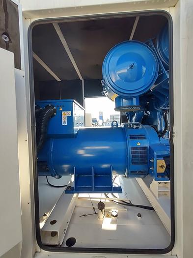 Usado GENERADOR INSONORIZADO