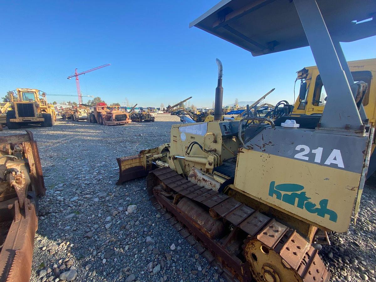 Used KOMATSU D21A-7