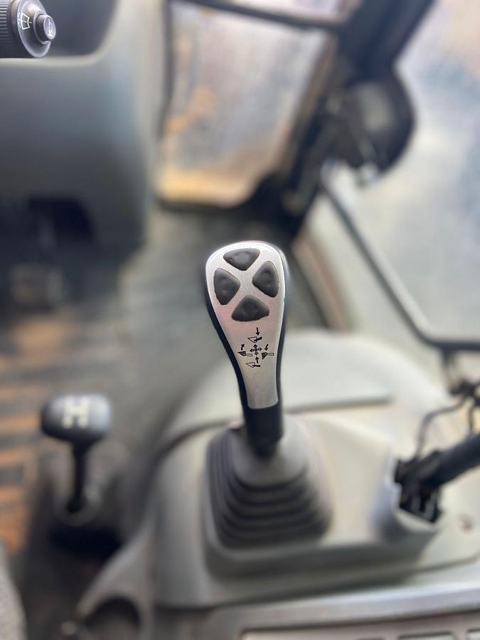 Used 2019 Komatsu WB93R