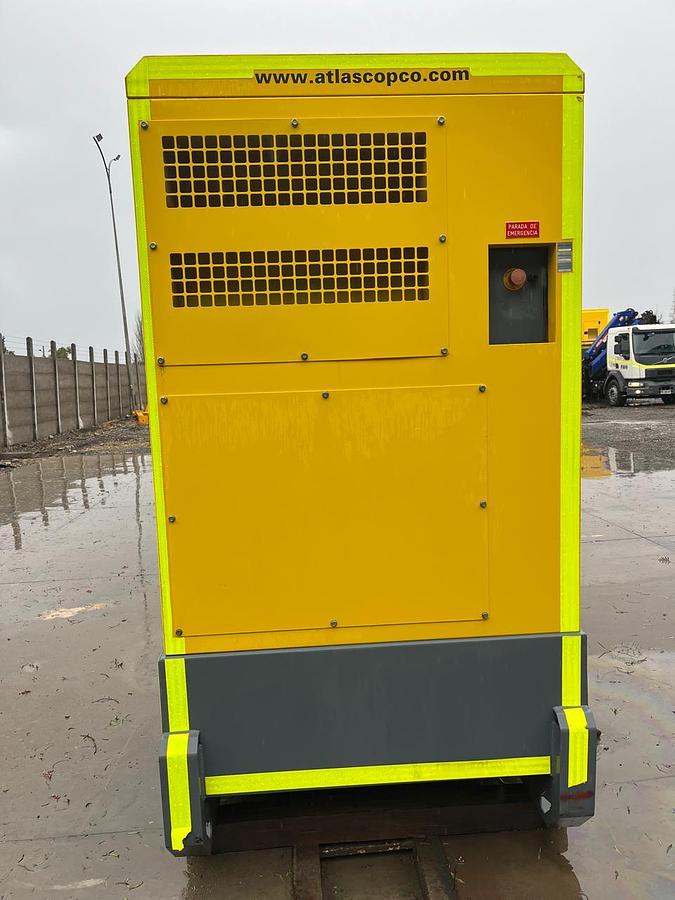 Usado Generador Insonorizado 305 Kva Atlas Copco