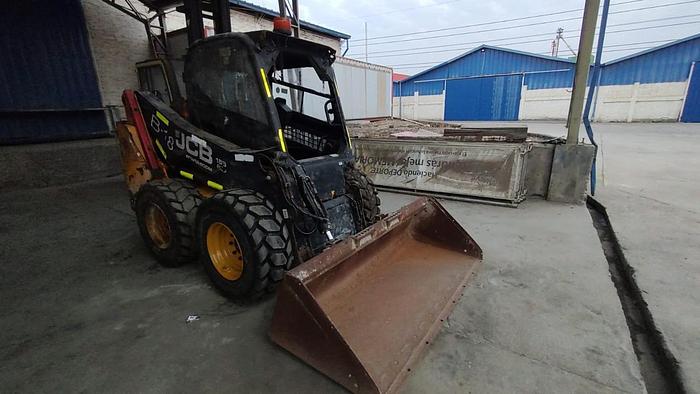 Usado 2017 JCB Mini Cargador 155 con 1,050 horas