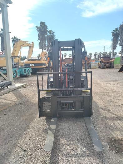 Usado 2015 GRUA HORQUILLA CLARK 05SD