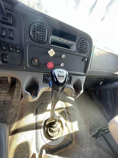 Used 2014 FREIGHTLINER M2106