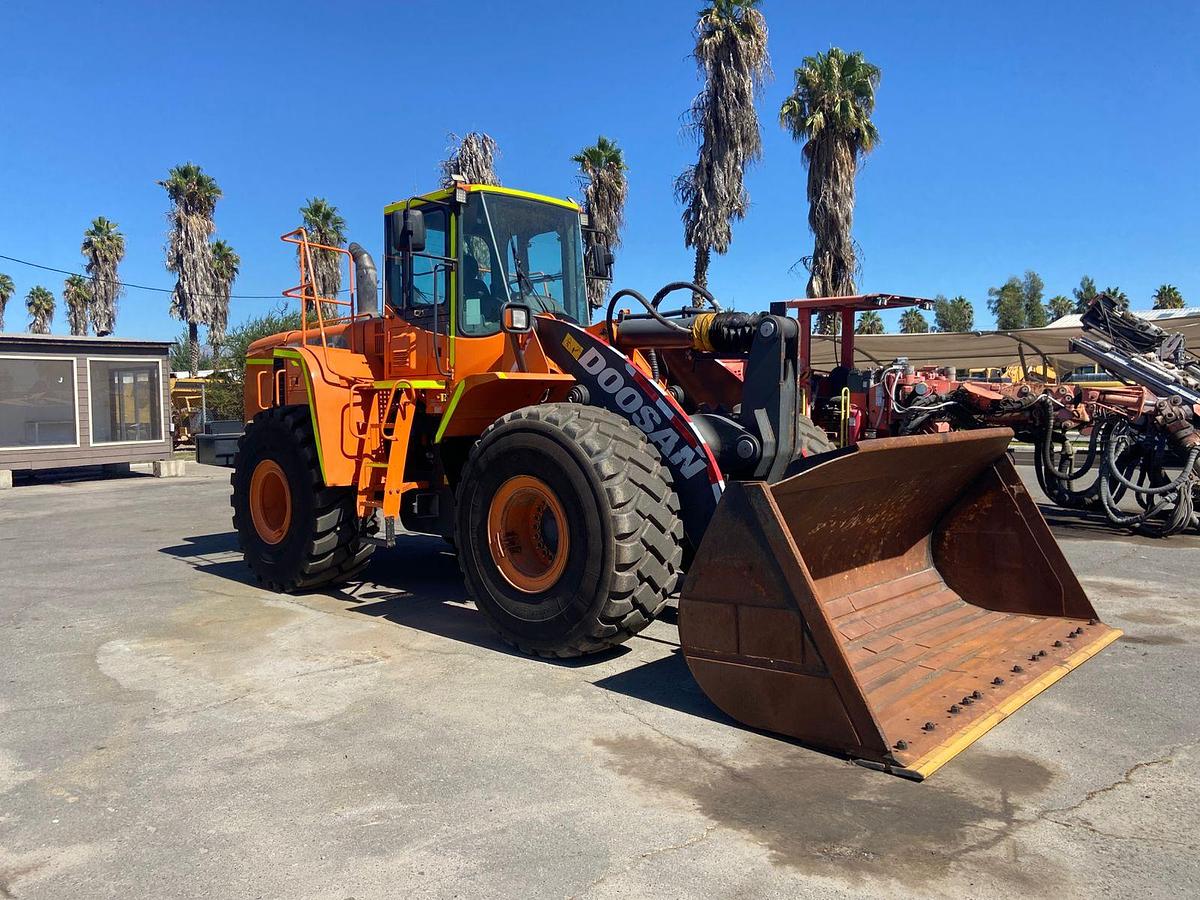 Used 2021 DOOSAN DL420A