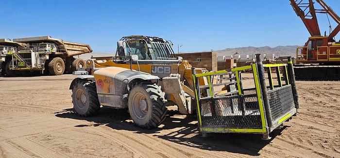 Usado 2022 MANIPULADOR JCB 533 105T