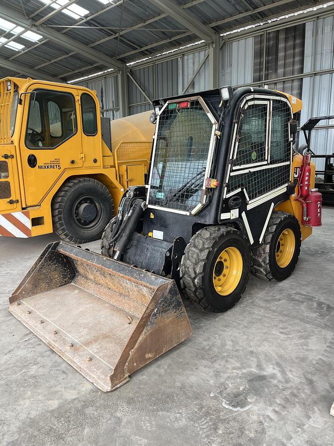 Usado Mini cargador JCB 205 año 2021