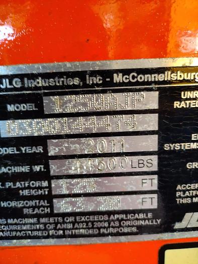 Usado 2011 ALZAHOMBRE JLG 1250AJP