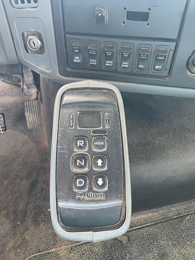 Used Camion Aljibe INTERNATIONAL