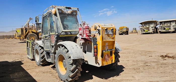 Usado 2022 MANIPULADOR JCB 533 105T