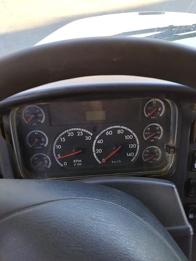 Usado 2015 CAMION ALJIBE MACK GU813 30.000 LITROS