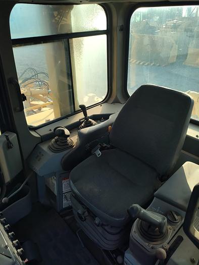 Usado 2009 Komatsu D275AX-5