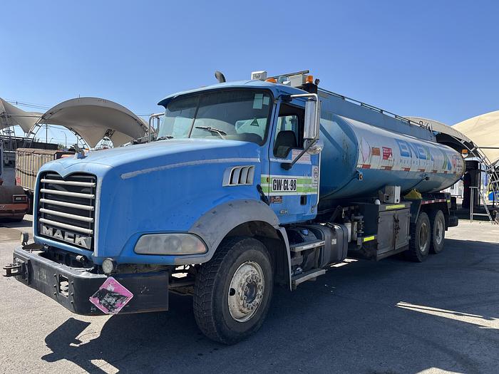 Used 2014 MACK GU813E