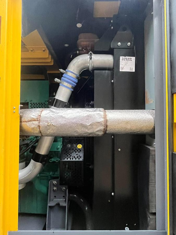 Usado Generador insonorizado Atlas Copco 500 KVA