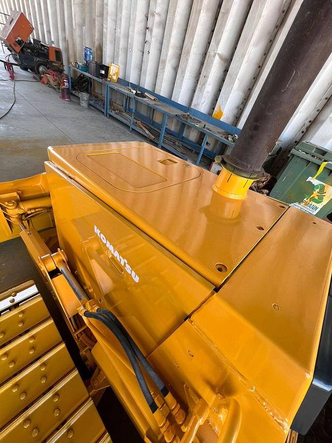 Used KOMATSU D21A-7