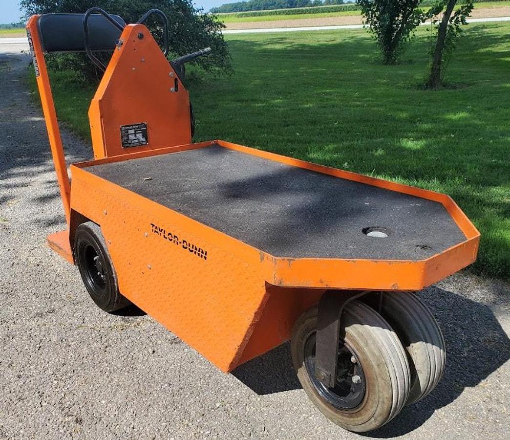 Used 2015 Taylor Dunn SC100 Stock Chaser