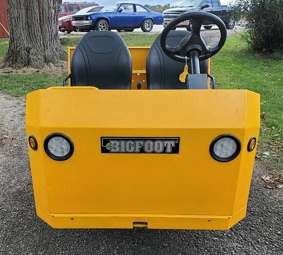 Used 2017 Taylor Dunn B5-440 Bigfoot