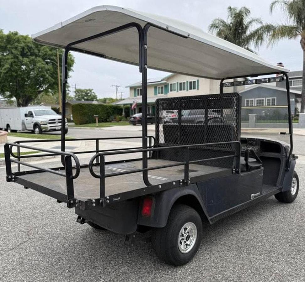 Used 2017 Cushman Shuttle 2