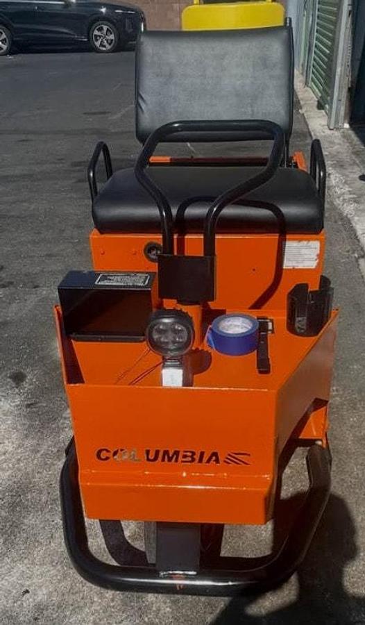 Used Columbia Expeditor Step Saver - 2 Passenger