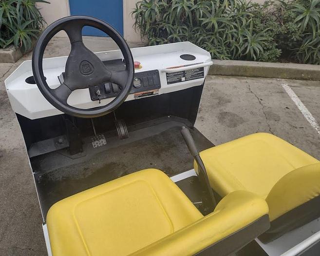 Used 2017 Taylor Dunn B5-440-48