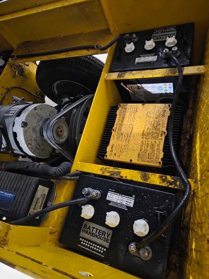 Used 2008 Motrec Tow Tractor