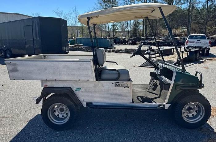 Used 2010 Club Car Carryall 252