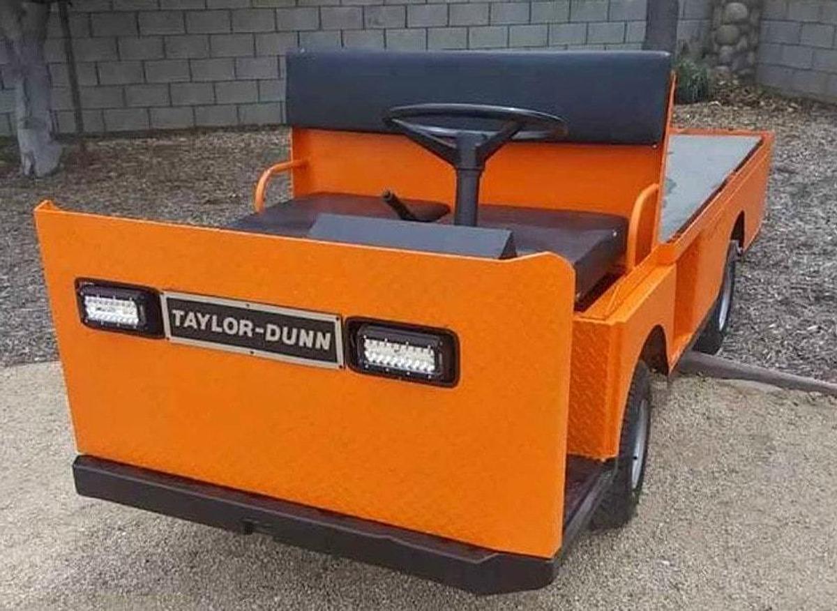 Used 2001 Taylor Dunn B2-10 Burden Carrier