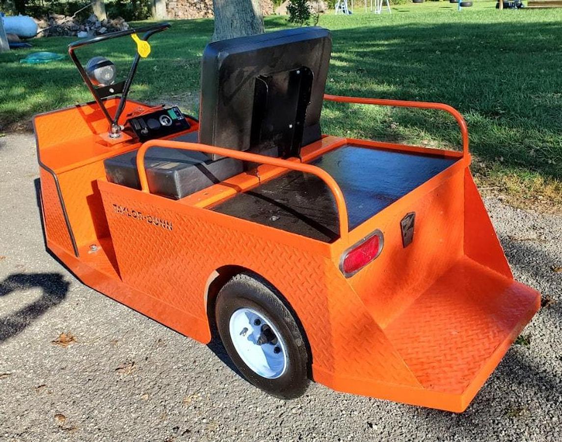 Used Taylor Dunn SS536 Step Saver