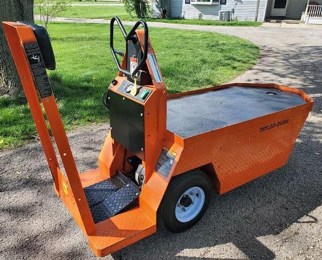 Used 2014 Taylor Dunn SC100
