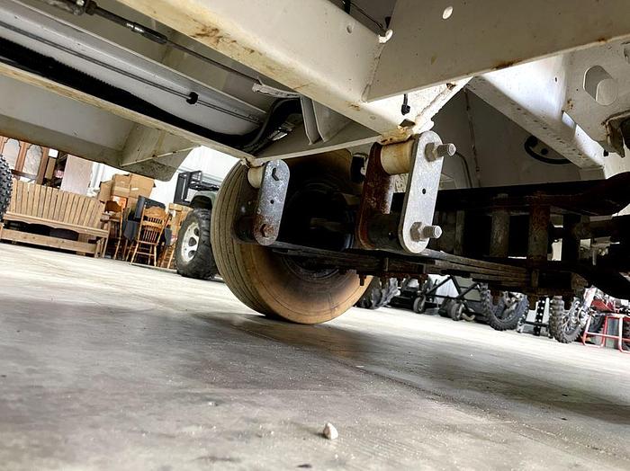 Used 2017 Taylor Dunn B5-440