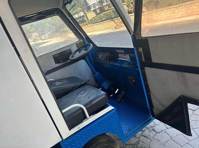 Used 2010 Taylor Dunn