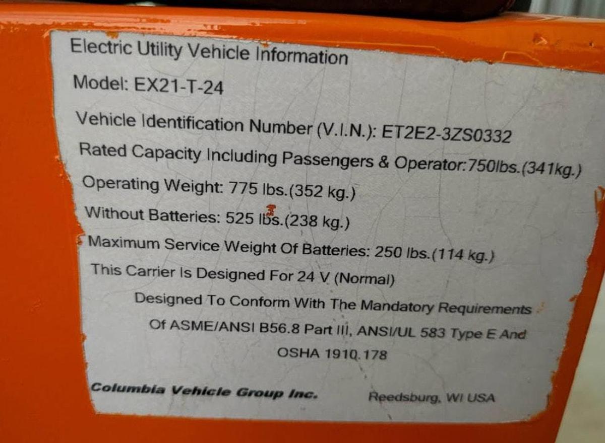 Used 2018 Columbia EX21-T-24 Step Saver