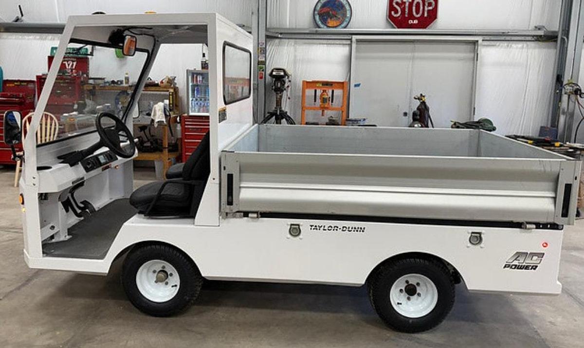 Used 2017 Taylor Dunn B5-540 XL Burden Carrier