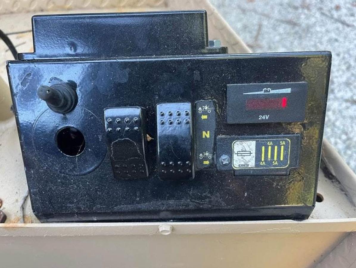 Used Cushman Minute Miser Step Saver