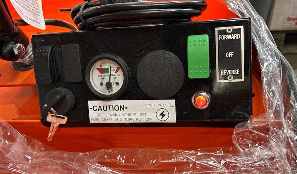 Used NEW 2025 Taylor Dunn SS-025-36