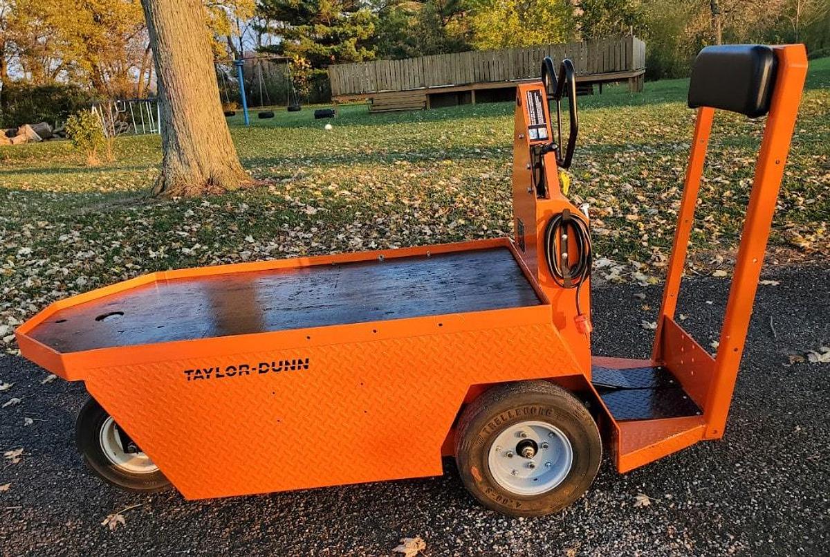 Used 2019 Taylor Dunn SC090 Stock Chaser