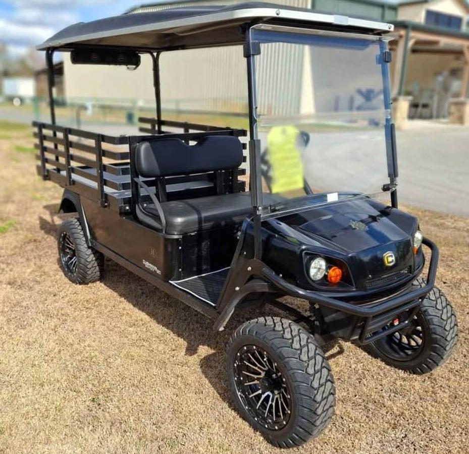 Used 2021 Cushman Shuttle 2