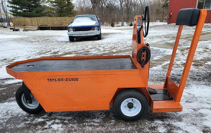 Used 2014 Taylor Dunn SC100