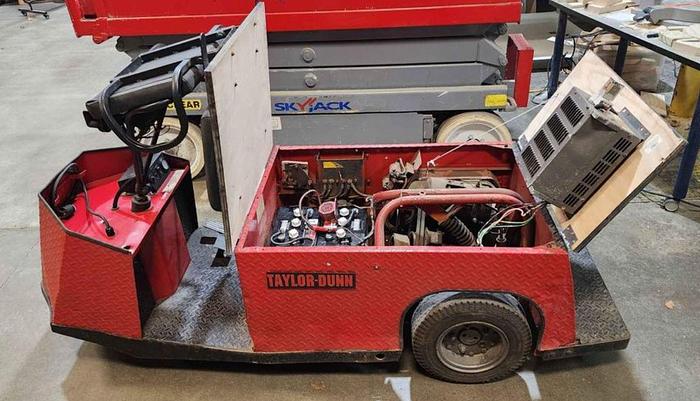 Used Taylor Dunn SS-534