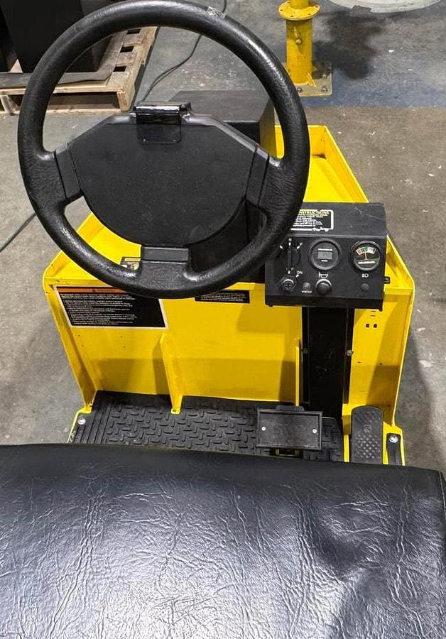 Used 2025 Columbia Expediter Step Saver - 2 Passenger