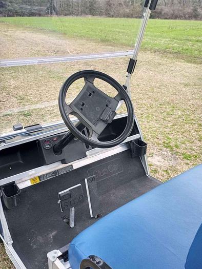 Used 2010 Club Car Turf 2 Carryall