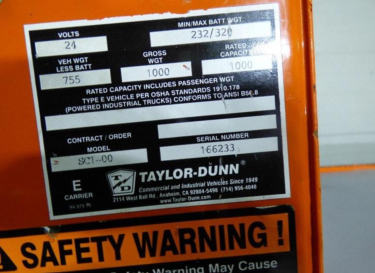 Used Taylor Dunn SC100 Stock Chaser