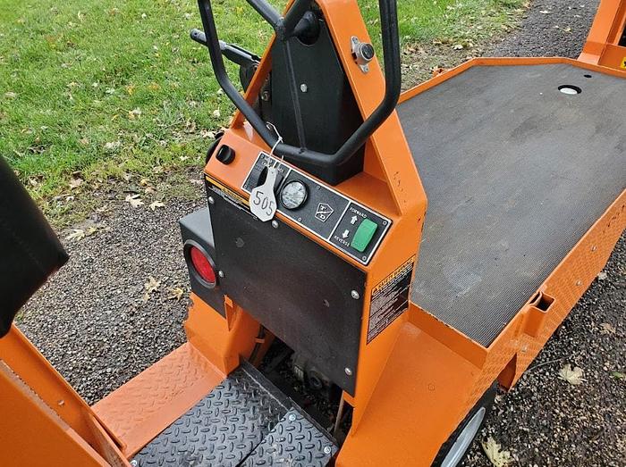 Used 2008 Taylor Dunn SC100