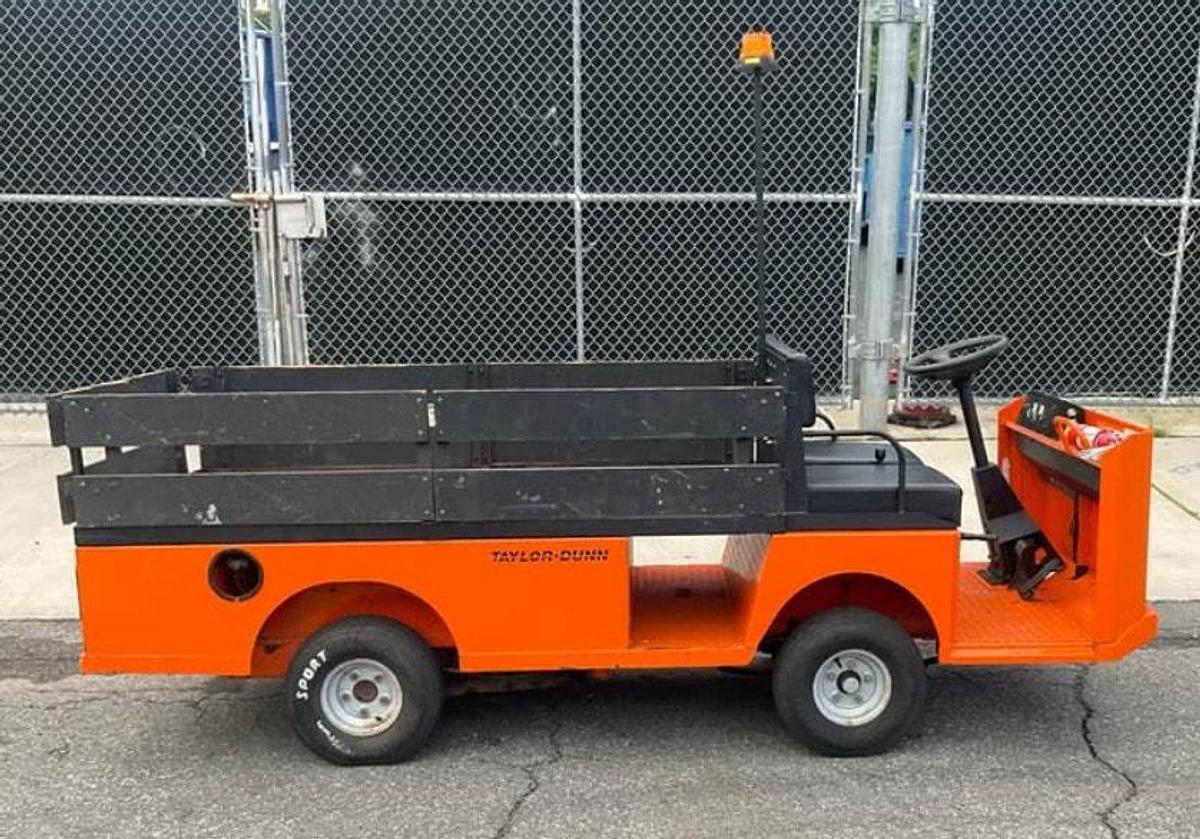 Used 2011 Taylor Dunn BG-015-00 Burden Carrier