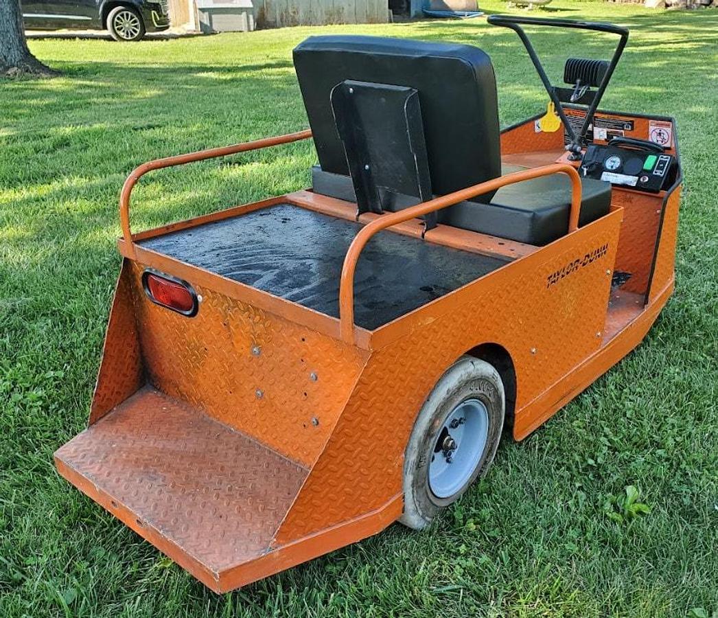 Used 2021 Taylor Dunn SS536 Step Saver