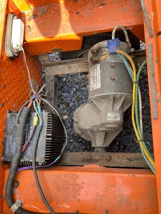 Used 2010 Taylor Dunn Step Saver